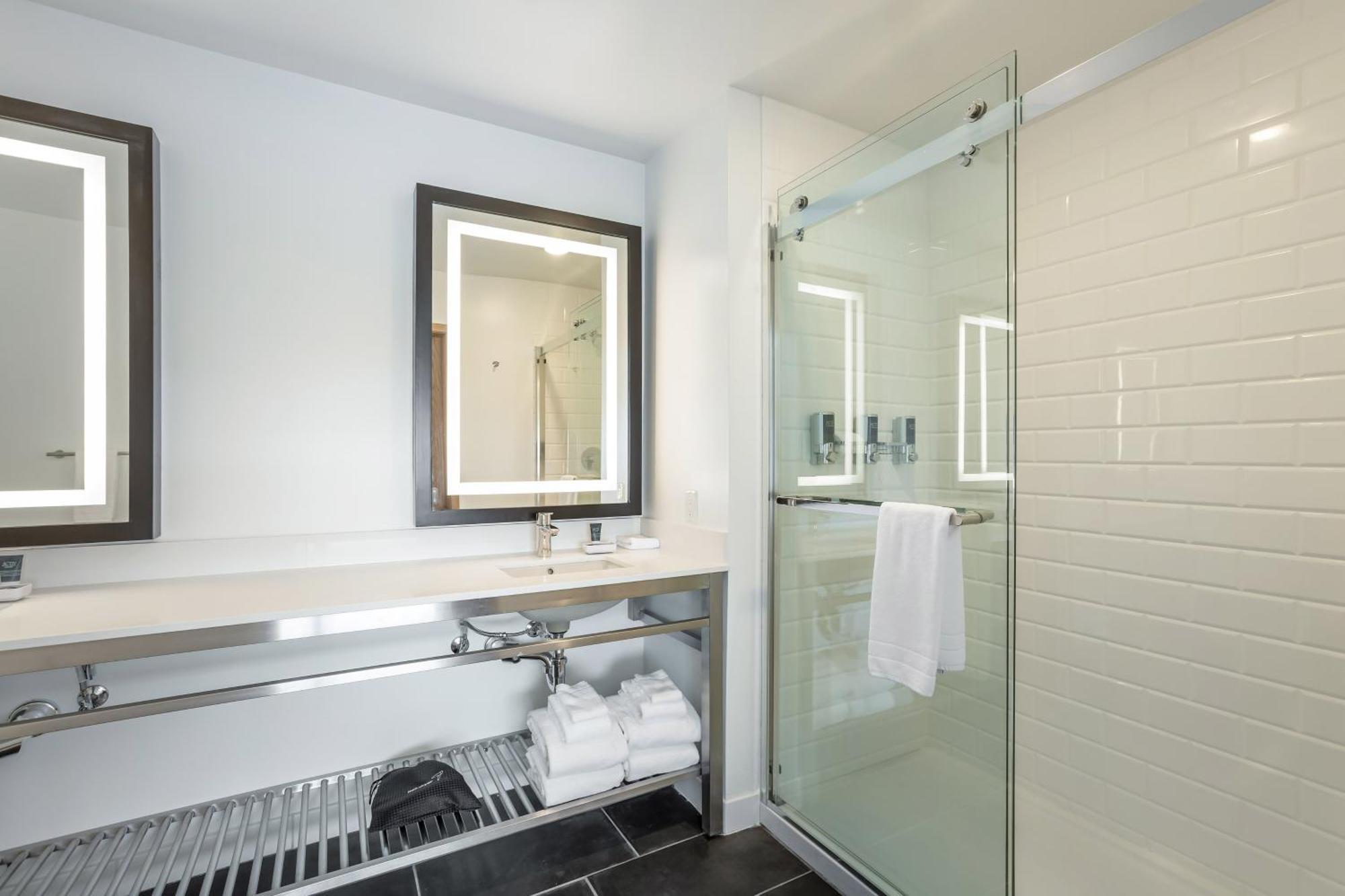 Four Points By Sheraton Elkhart Eksteriør billede