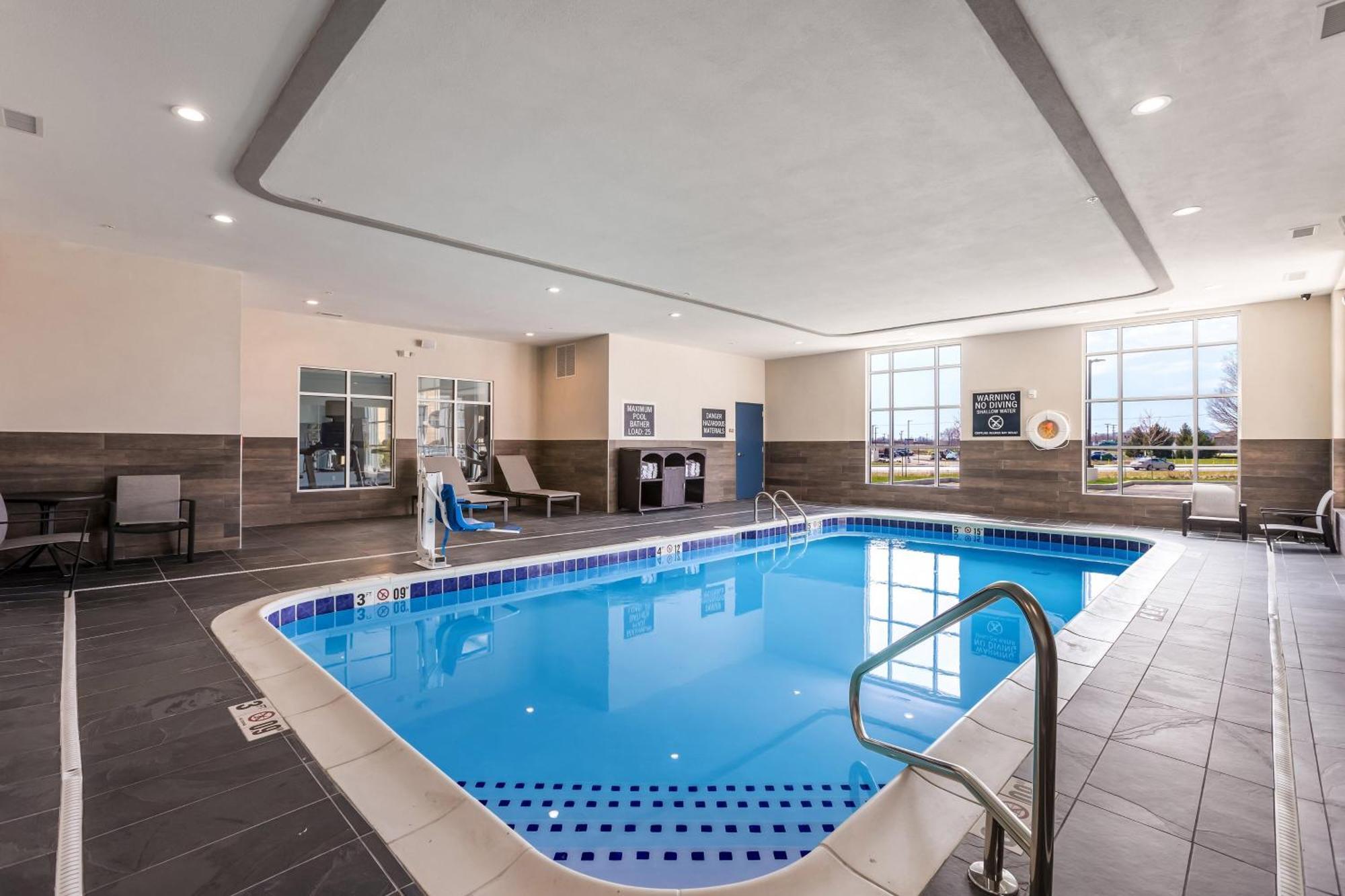 Four Points By Sheraton Elkhart Eksteriør billede